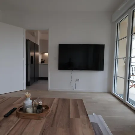 Chez Corentin Puteaux Extérieur photo